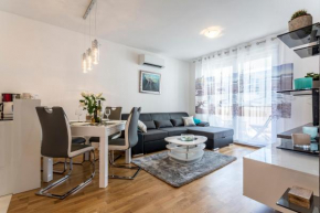 Отель Apartment Luka  Сплит